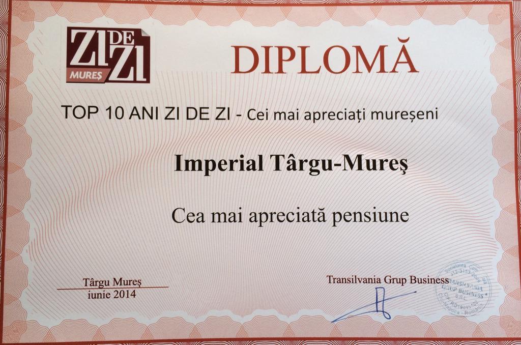 Târgu-Mureş Pensiunea Imperial מראה חיצוני תמונה